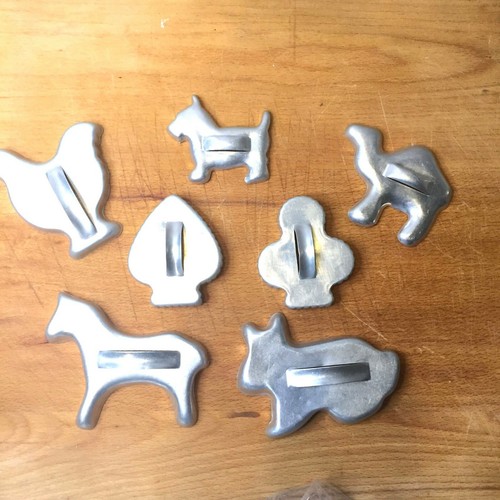 7 Vintage Aluminum Animal and Shapes Cookie Cutters Horse Hen Scottie Dog Camel  - Picture 1 of 3