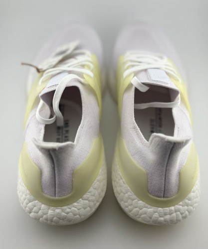 Adidas UltraBoost 22 Cloud White US Size: 8 - Afbeelding 4 van 6
