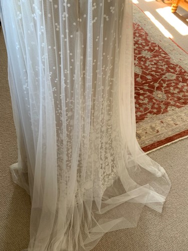Sample Willowby by Watters Wedding Dress - Picture 5 of 5