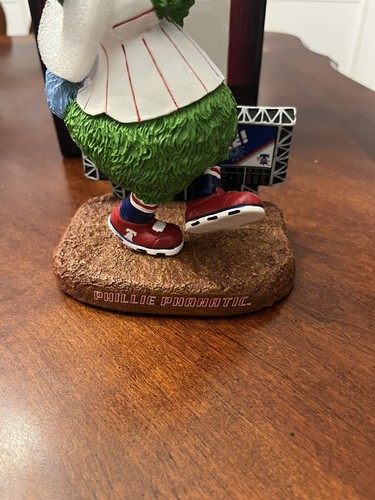 Phillie Phanatic Philadelphia Phillies Mascot Alternate Version BOBBLEHEAD New - Picture 3 of 8