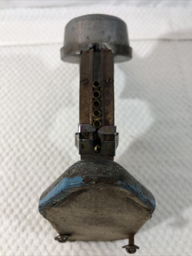 Vintage Bates Automatic Eyeleter Hand Press Punch Press - Picture 11 of 12