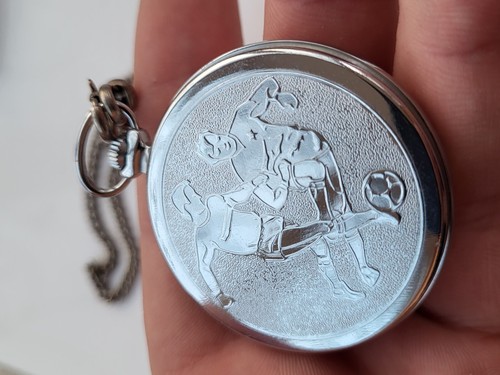Vintage Taschenuhr MOLNIJA SOVIET/UDSS Fußball Dynamo NEU - Dokument + BOX - Bild 9 von 12