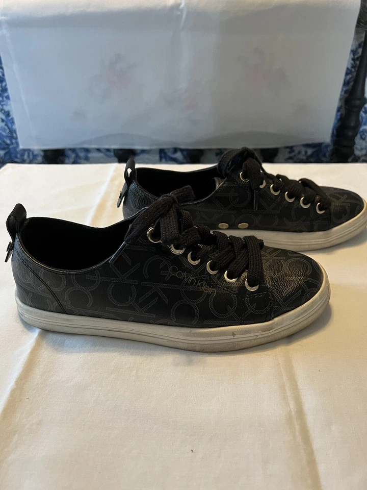 Calvin Klein Lace up Shoes - Image 2 of 4