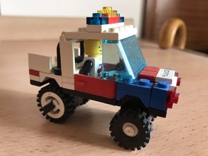 coche policia lego