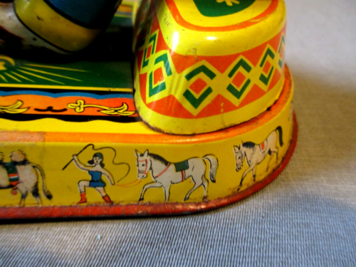 1949- TIN TOY CLOWN CIRCUS BAND- WIND UP WESTERN GERMANY DBGM STAMPED- 8.5" - Picture 6 of 12