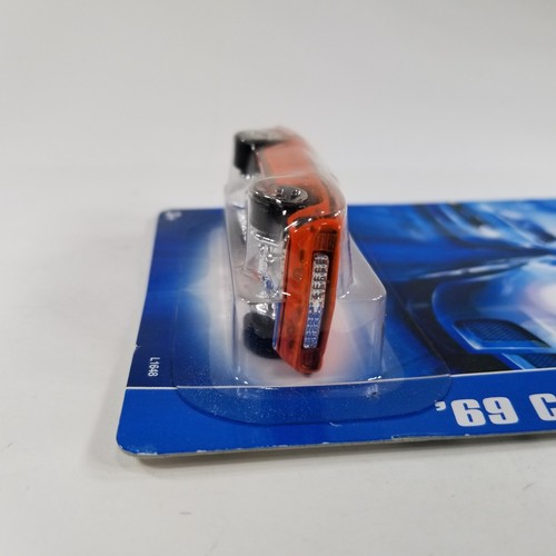Hot Wheels '69 Camaro Orange 2007 Kar Keepers Exclusive New on Card - Picture 3 of 8