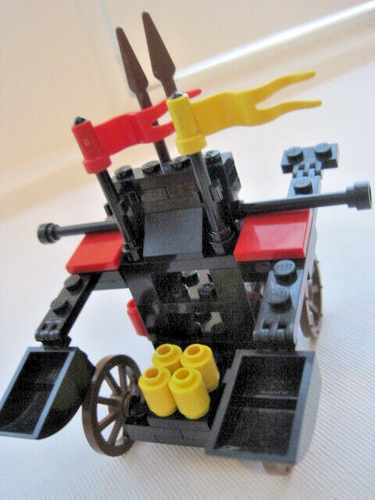 Vintage LEGO 6039 Castle TWIN ARM LAUNCHER Complete - No Box or Manual - Picture 7 of 20