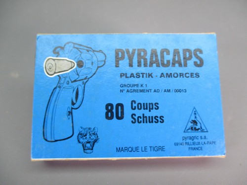 AV940/946 LE TIGRE PYRAGRIC AMORCES PYRACAPS PLASTIK 80 COUPS