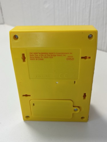 Pac Man Hand Held Mini Arcade Style Game Bandai Namco Tested Works!  - Picture 11 of 14