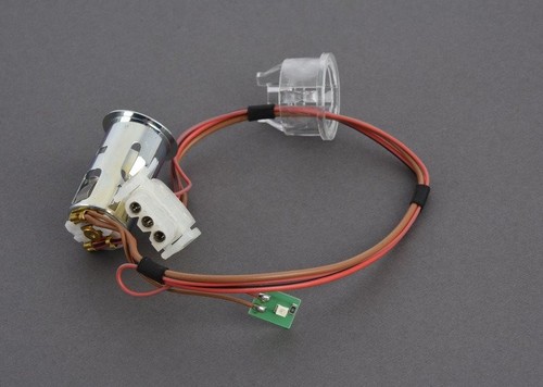 Original BMW E90N E91N E92 Zigarettenanzünder Buchse mit LED OEM 61349221620 - Bild 8 von 10