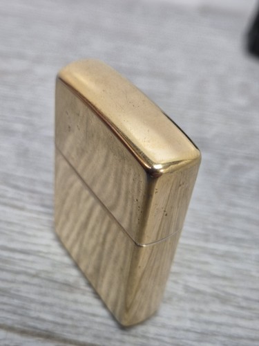 Vintage Zippo Lighter Gold Colour Used Dated 2001 !! - Picture 6 of 10