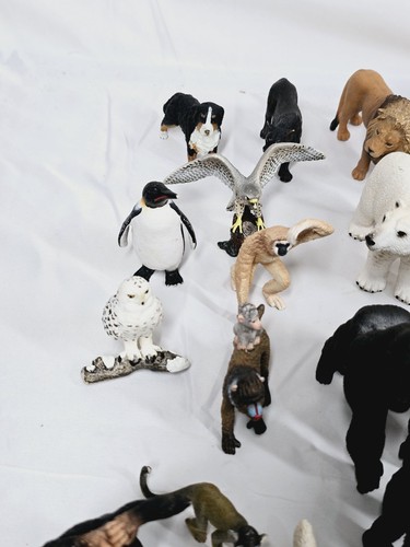 Schleich Animal Bundle Job Lot x 57 Animals - Schleich Hard Plastic Safari - Picture 11 of 22
