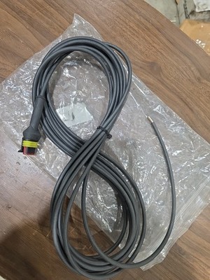 Tyco Electronics PA66-GF13 Wire Connector With Cable