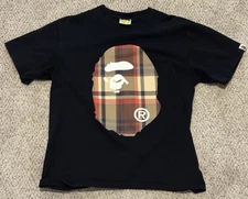 A Bathing Ape BAPE x Burberry T-shirt Brand New Size Large Men’s Fast Shipping