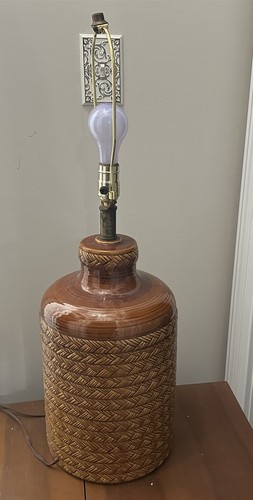 Vintage Table Lamp Ceramic Basketweave Woven Brown Rustic Farmhouse Large - Picture 2 of 9