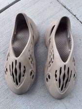Size 9 - adidas Yeezy Foam RNNR Ochre