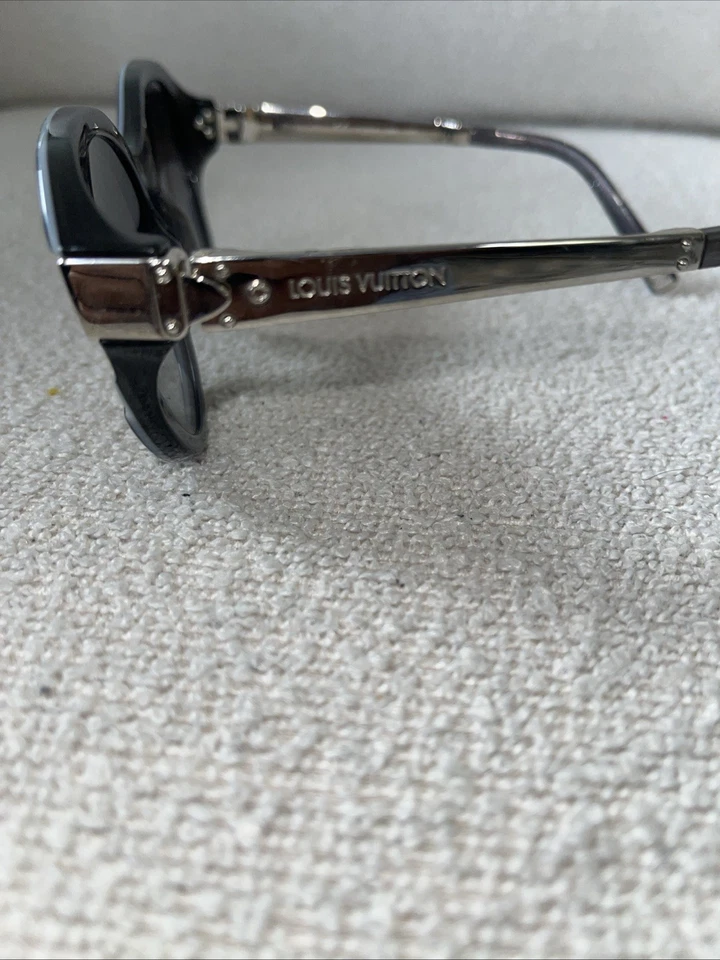 路易威登太阳镜黑色小汤猫眼无盒 — 第 3/4 张图片