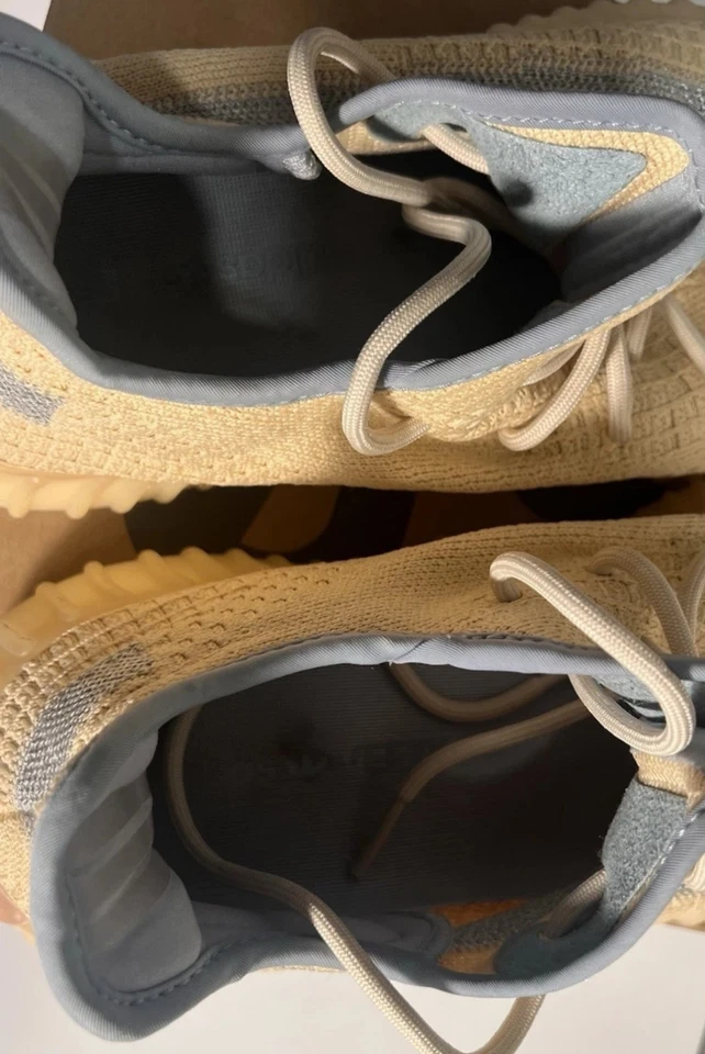 Talla 12M/13.5W - Adidas Yeezy Boost 350 V2 Lino, Excelente Estado  Foto 4 de 4