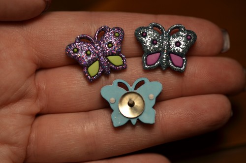 Set/6 blingy, butterfly-shaped,bulletin board pushpins, thumbtacks, or magnets - Picture 6 of 11