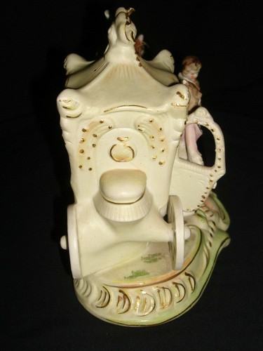 Vtg. 9"x 5"x 6.5" Porcelain Horse Drawn Carriage W/Couple & Coach Driver MINT!! - Picture 7 of 9
