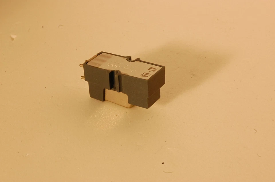 Cartucho PIONEER PC-11 - SOLO PIEZAS - USADO sin LÁPIZ SIN voladizo de JAPÓN Foto 2 de 4