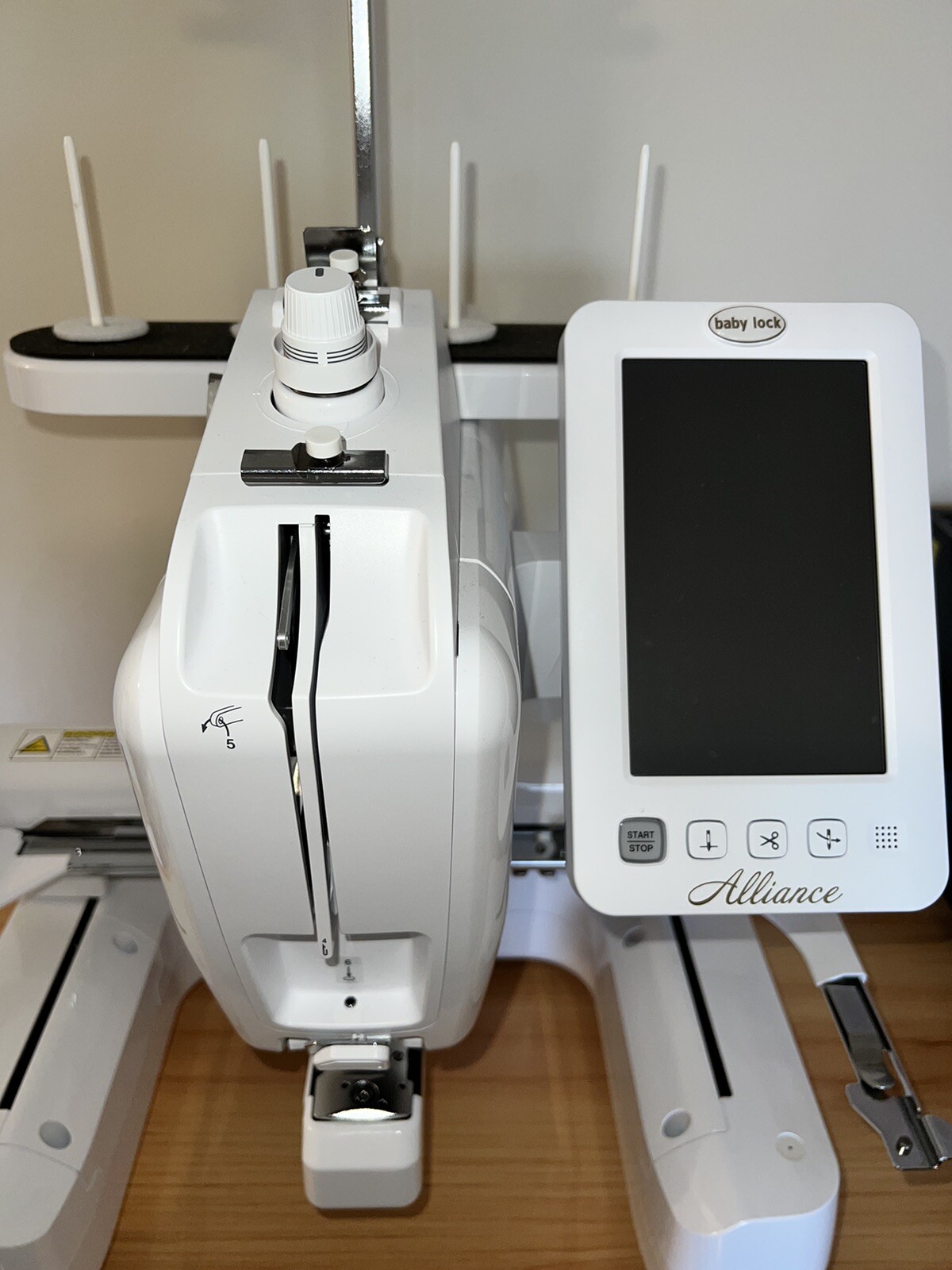 Babylock Alliance Embroidery Machine Great For Hobbies, Household and