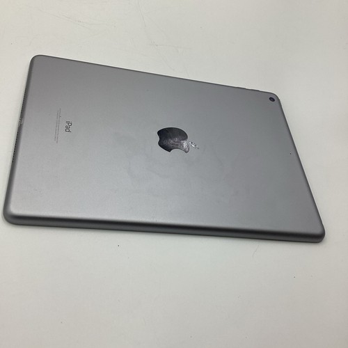 Apple MP2F2LL/A iPad 5th Gen 32GB, Wi-Fi, 9.7" Tablet - Space Gray Bundle Lot - Picture 8 of 24
