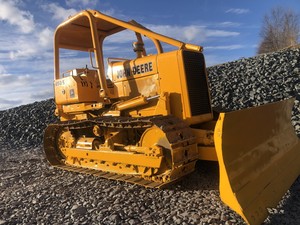 John-Deere-450E-Long-Track-Crawler-Dozer-With-Winch-And-Arch