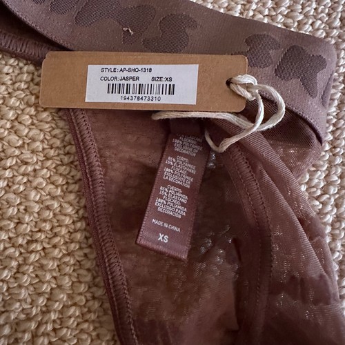 Skims After Hours Jasper Open Shorts, Size XS NWT - Picture 3 of 3