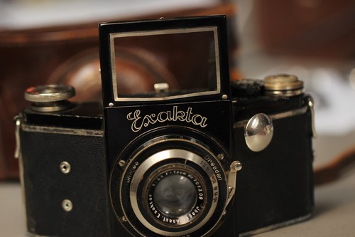 Rare Ihagee Exakta 35mm Film Camera – Vintage Germany + Lens & Case | Tested - Picture 5 of 24