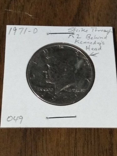 1971-D Kennedy Half Strike through Obverse K2 behind Kennedy's head (bone) 049 - Picture 2 of 6