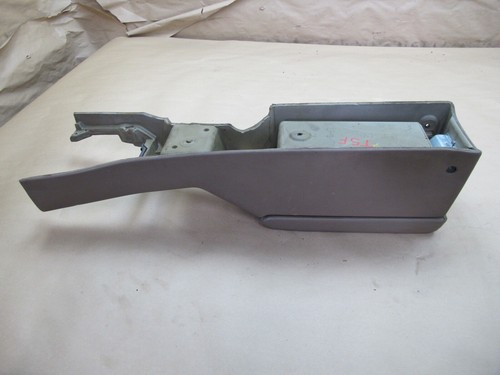 🥇86-88 TOYOTA SUPRA MK3 CONSOLA CENTRAL MOLDURA PANEL CUBIERTA CON REPOSABRAZOS BEIGE OEM - Imagen 12 de 14
