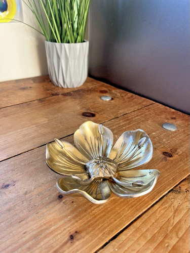 MID CENTURY JUGENDSTIL DESIGNER ASCHENBECHER VERSILBERT MESSING LOTUSBLUME - Bild 7 von 18