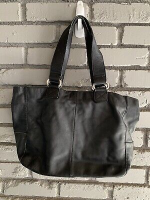 Gap Black Leather Vintage 90’s Medium Shoulder Bag Purse Front Messenger Pockets Gap Black Leather Vintage 90’s Medium Shoulder Bag Purse Front Messenger Pockets