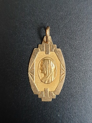 Art Deco, Médaille baptême, pendentif religieux or 18k, bijou ancien - Photo 1/6