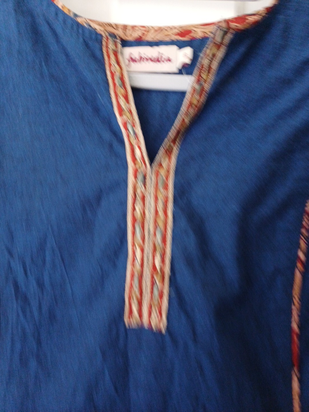 Picture 2 of 8