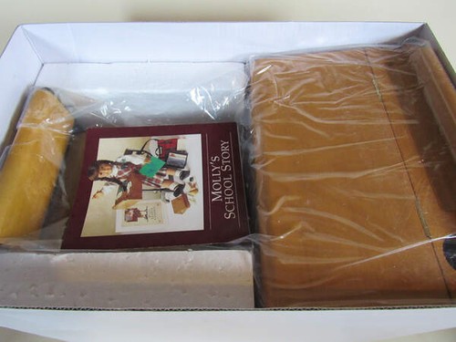 American Girl Molly's School Desk & Chair Pleasant Company New In Box - Picture 2 of 3