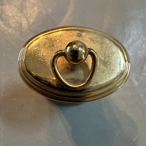 Reloj de Escritorio Miniatura GINEBRA Tono Dorado Pequeño Cuarzo, Esfera Blanca, Japón 2.25" Alto - Imagen 4 de 4