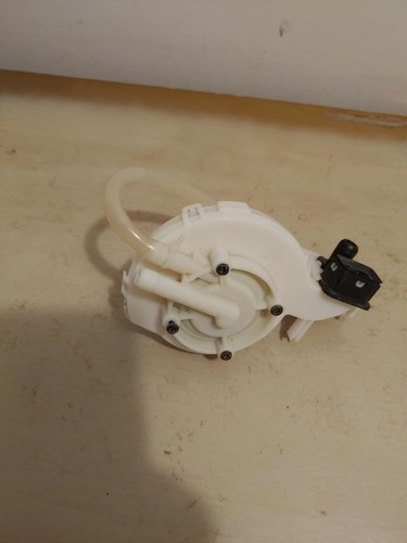 Hoover FH50150 FH50130 FH50138 FH50140 FH50151 FH50152 PUMP ASSEMBLY 440005353 - Picture 2 of 2