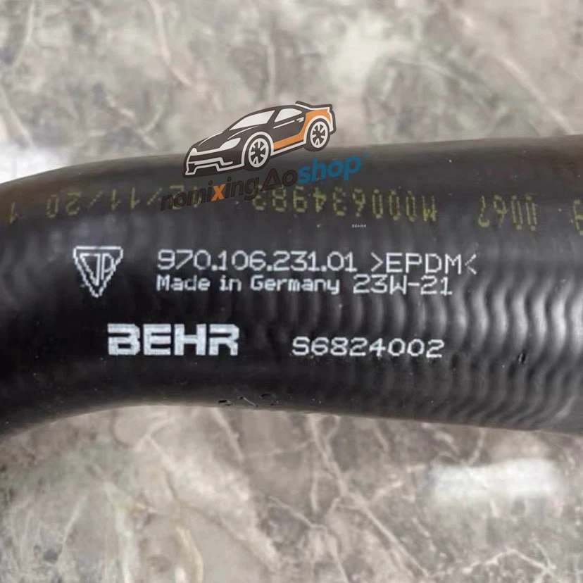 Par de mangueras de refrigerante superior e inferior del radiador OEM para Porsche Panamera 2010-2016 Foto 4 de 4