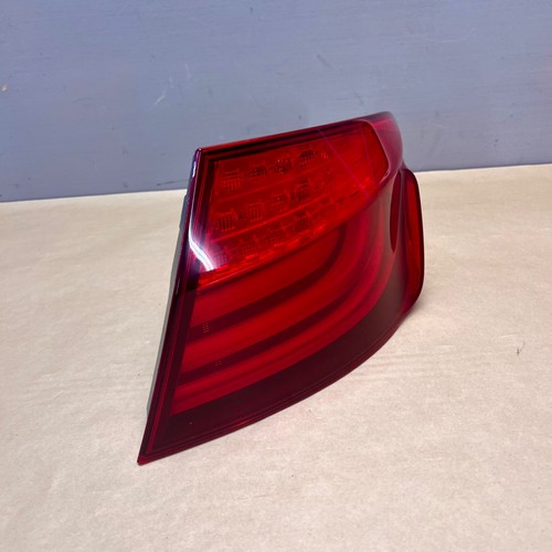 11-13 BMW 528i 535i 550i M5 F10 RIGHT PASSENGER OUTER TAIL LIGHT LAMP TAILLIGHT - Picture 2 of 6