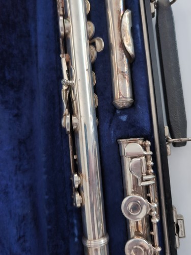 Armstrong silver-plated flute Model 104 - Picture 8 of 11
