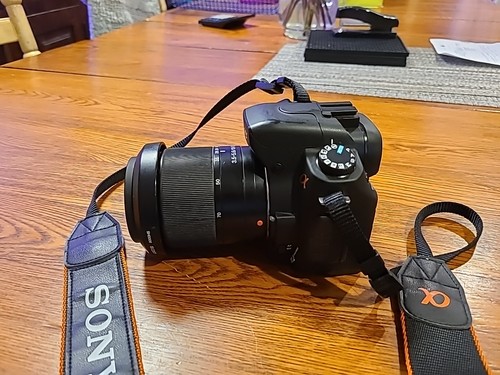 Cámara digital Sony a200 SLR y kit de lente de 18-70 mm - Imagen 2 de 13