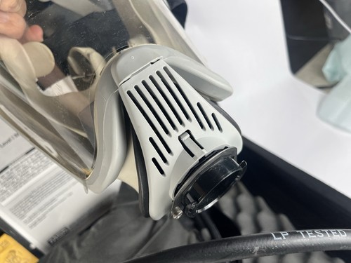 MSA PremAire System Escape 3000 SCBA Supplied Air Respirator Full Face Mask - Picture 11 of 24