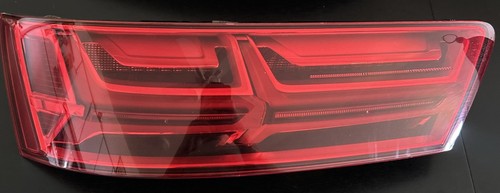 2017-2019 Audi Q7 LED Pair Left & Right Tail Light OEM Mint Condition - Picture 2 of 9