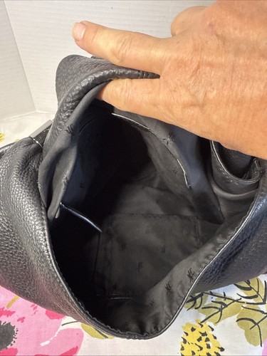 Kenneth Cole NY Black Pebbled Leather Handbag HOBO Silver Tone Hrdwr No CB Strap - Picture 17 of 17