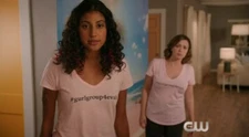 CRAZY EX GIRLFRIEND/HEATHER/VELLA LOVELL/SCREEN WORN WARDROBE TSHIRT 