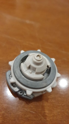 Beyblade *used* Bakuten Shoot Takara Tomy-Hasbro 2002-2004 Plastic Gen Multibuy - Imagen 44 de 665