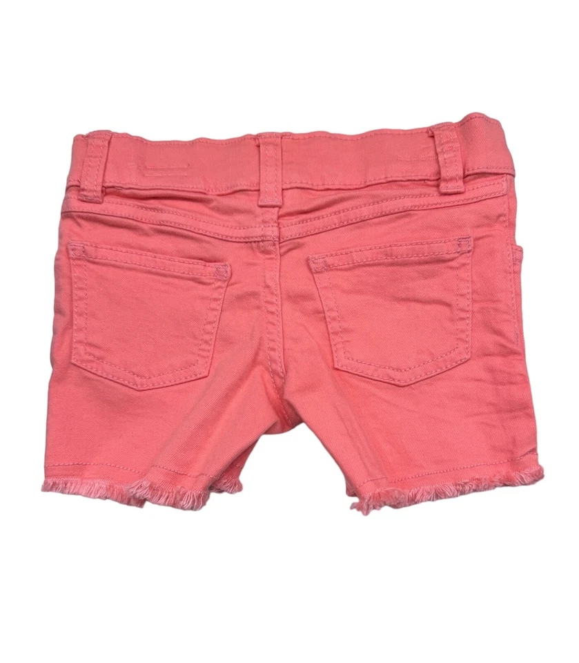 Bermuda Carter’s Kid Girls sarja elástica bainha desgastada (look jeans) coral tamanho 4 $28 - Imagem 2 de 2