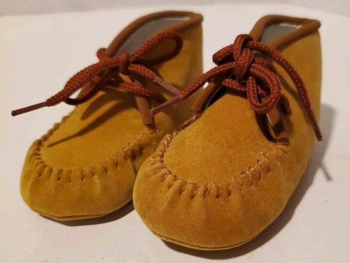 Vintage Baby Shoe Lot of 4 Pair Booties Moccasins Sneakers Mcbaby Gold Bug Sz0-3 - Picture 9 of 16